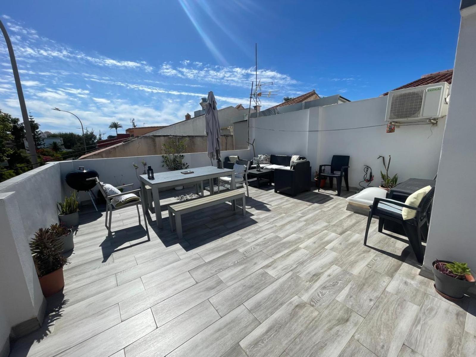 Pedregalejo Beach House Малага Екстериор снимка