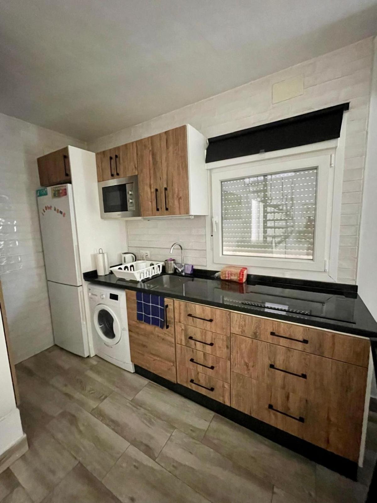 Pedregalejo Beach House Малага Екстериор снимка