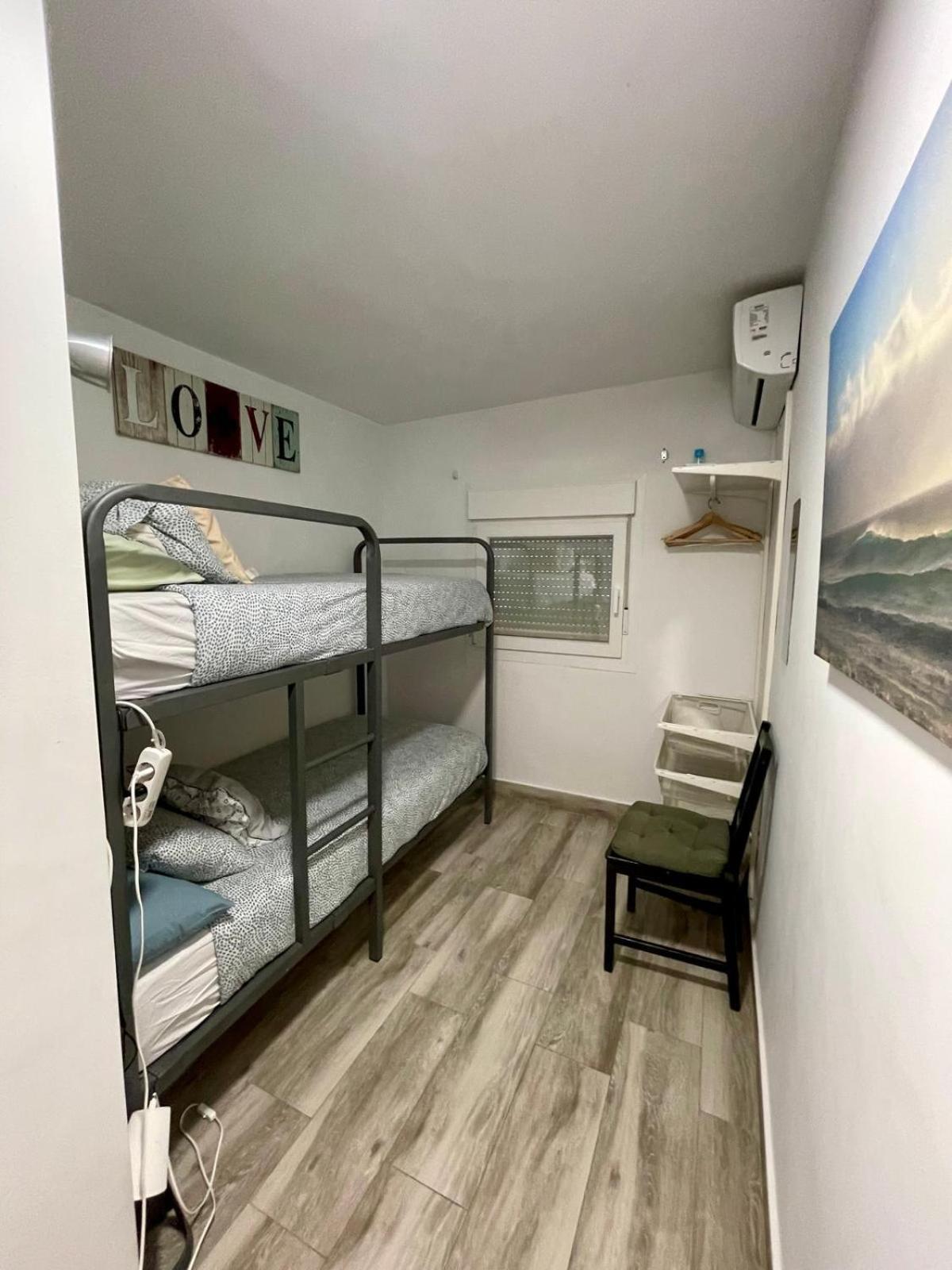 Pedregalejo Beach House Малага Екстериор снимка