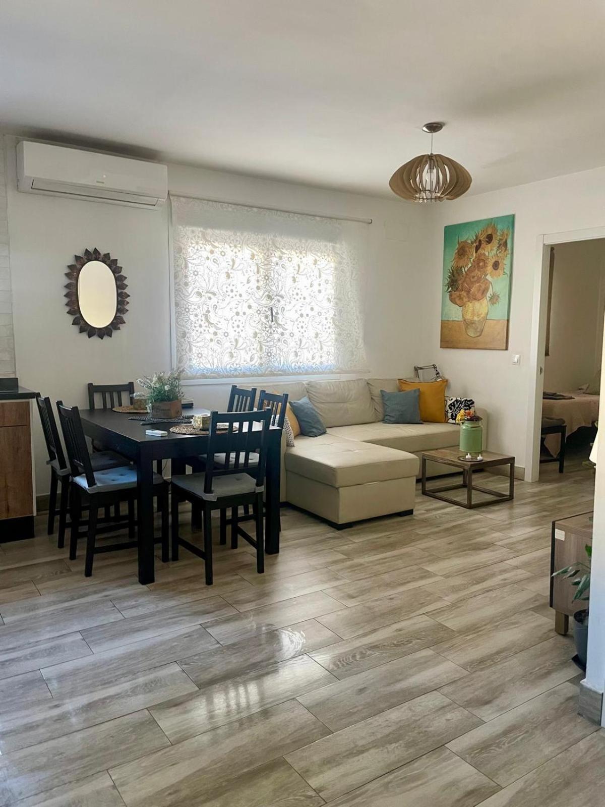 Pedregalejo Beach House Малага Екстериор снимка